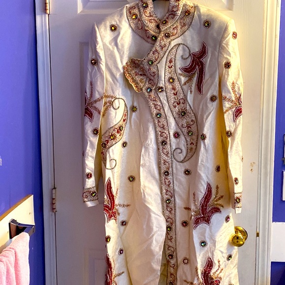 Indian wedding outfit - Picture 2 of 8